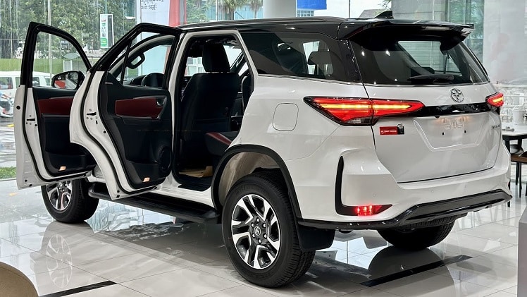 Toyota Fortuner